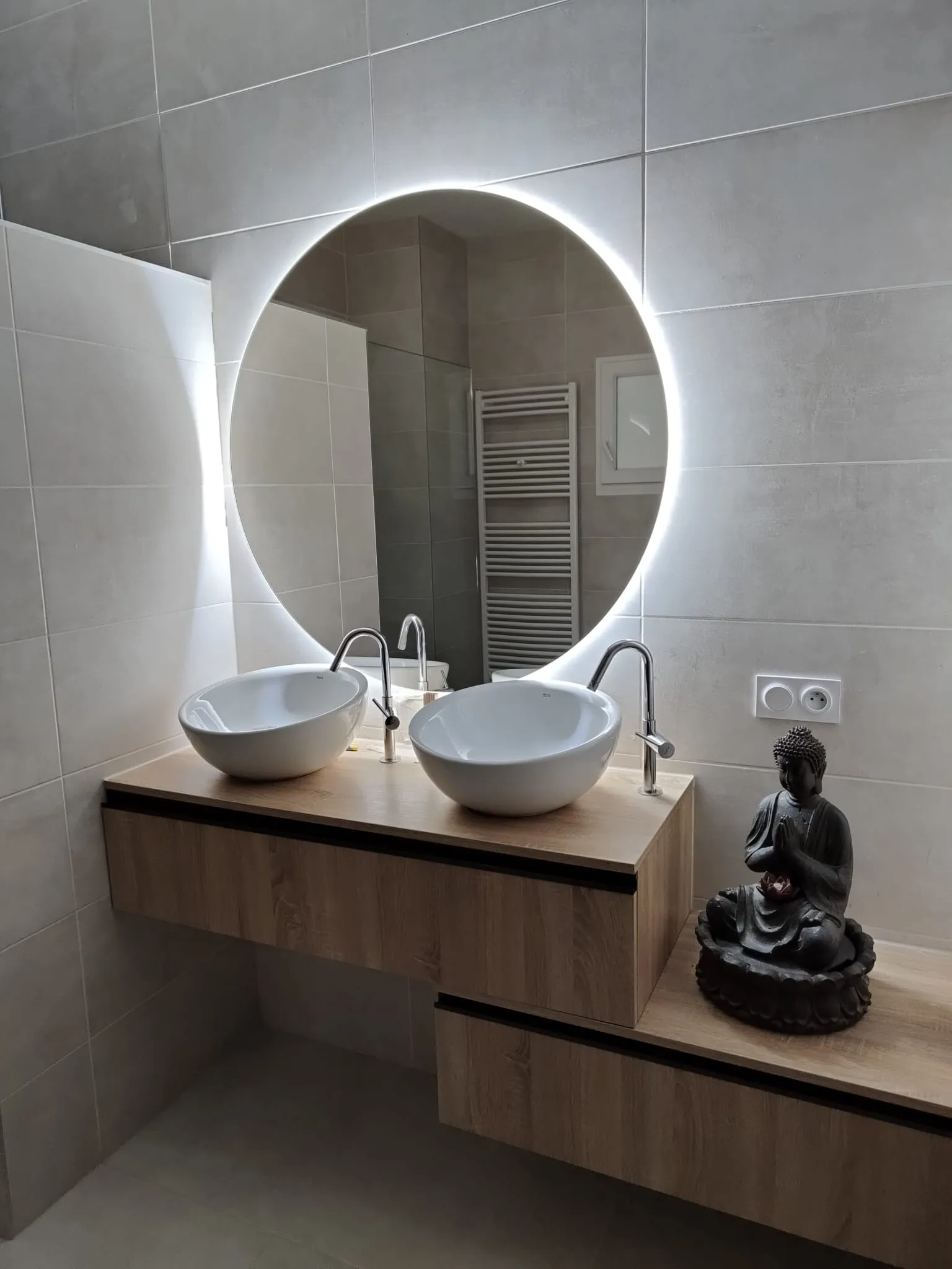 Miroirs sur mesure VITOR Miroiterie Haute-Savoie