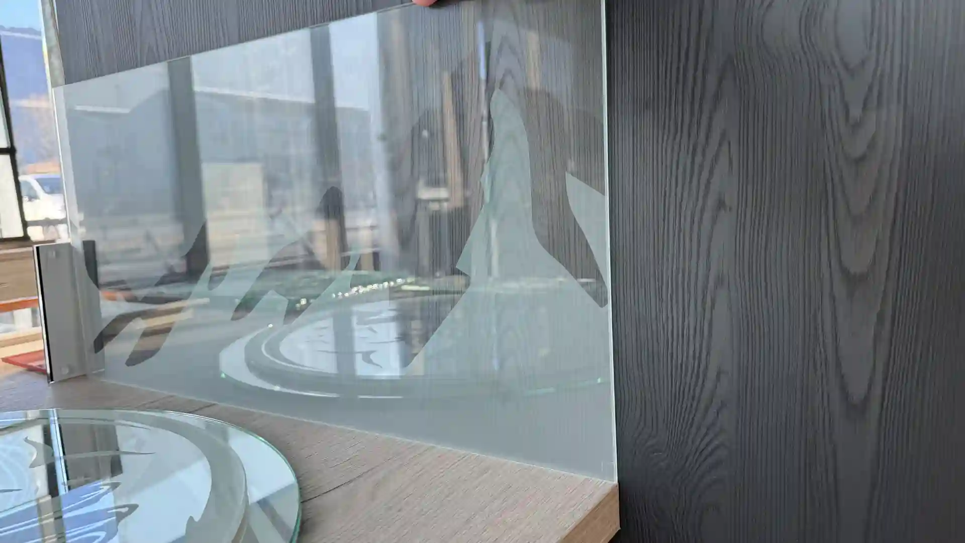 Crédence verre dépoli intimité