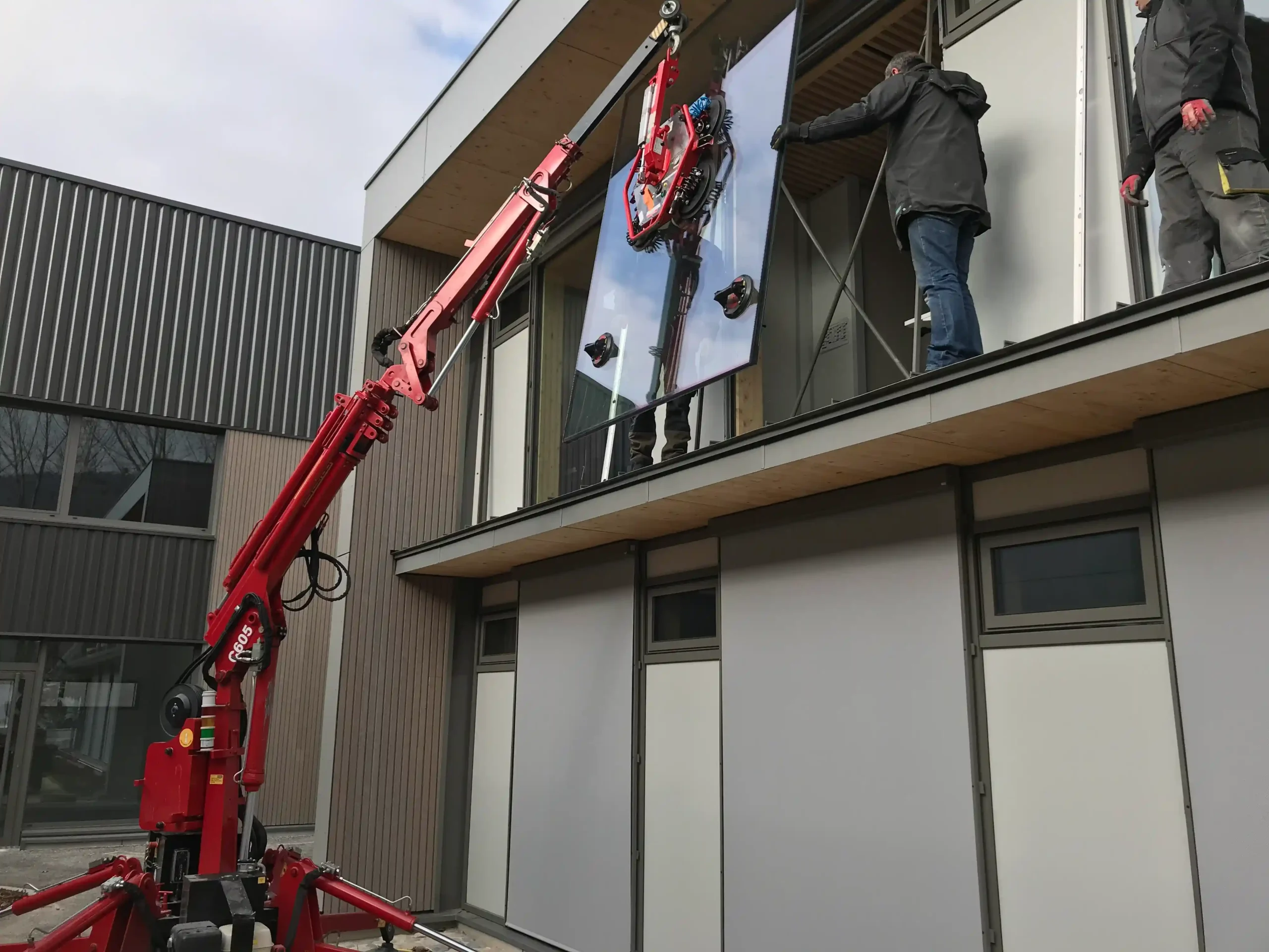 Remplacement vitrage cassé VITOR Haute-Savoie urgence